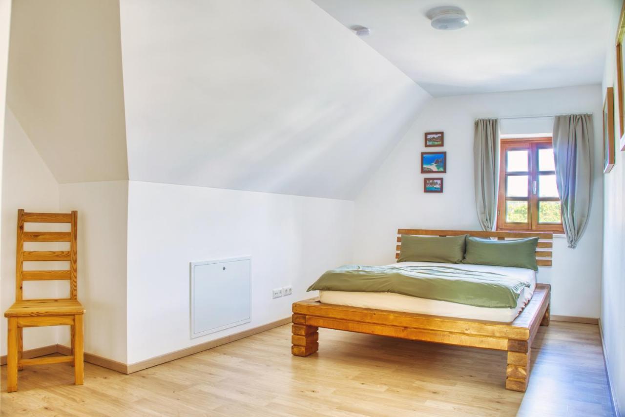 Luxus Apartment! Kueche, Balkon, Netflix, Parkplatz - 8 Personen Ilmmunster Buitenkant foto
