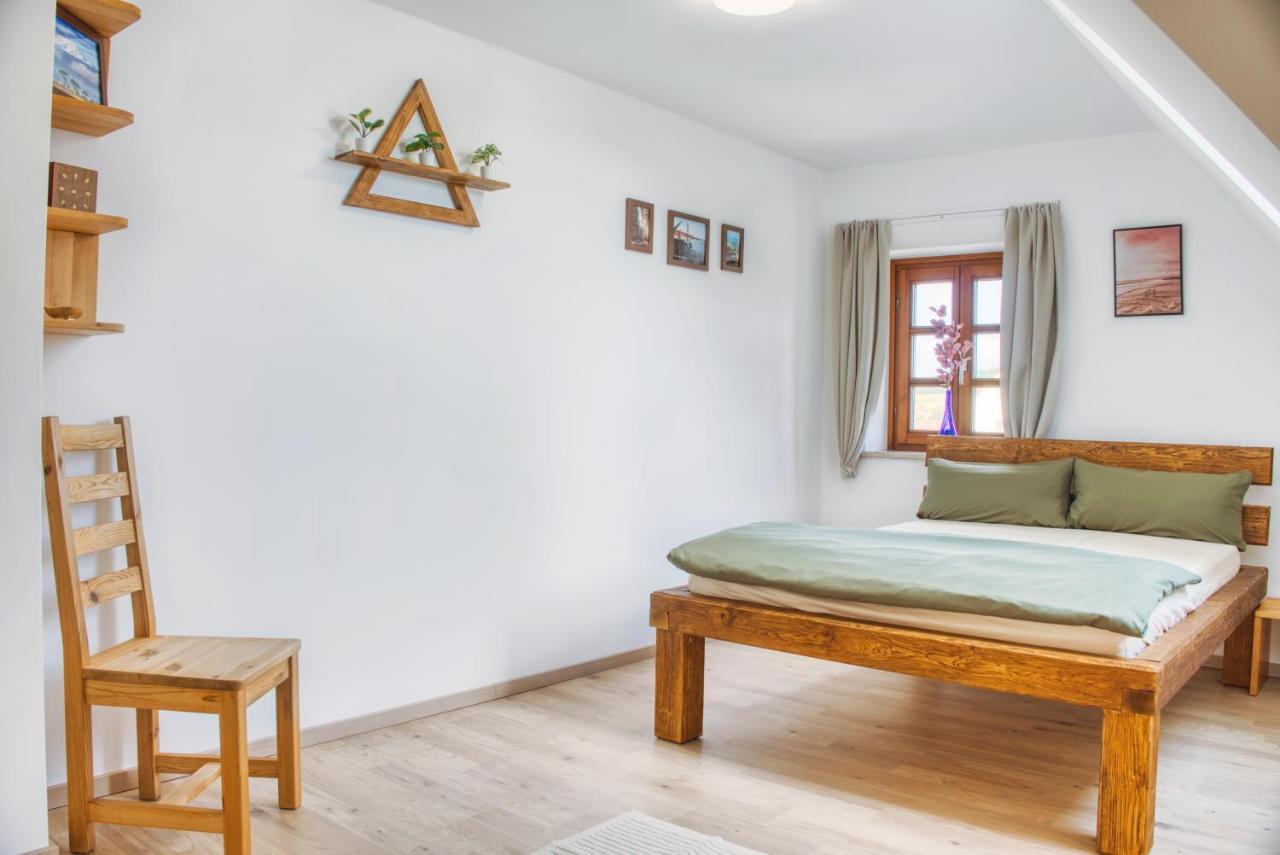 Luxus Apartment! Kueche, Balkon, Netflix, Parkplatz - 8 Personen Ilmmunster Buitenkant foto