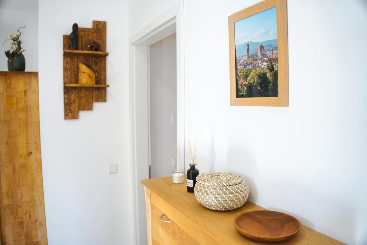 Luxus Apartment! Kueche, Balkon, Netflix, Parkplatz - 8 Personen Ilmmunster Buitenkant foto